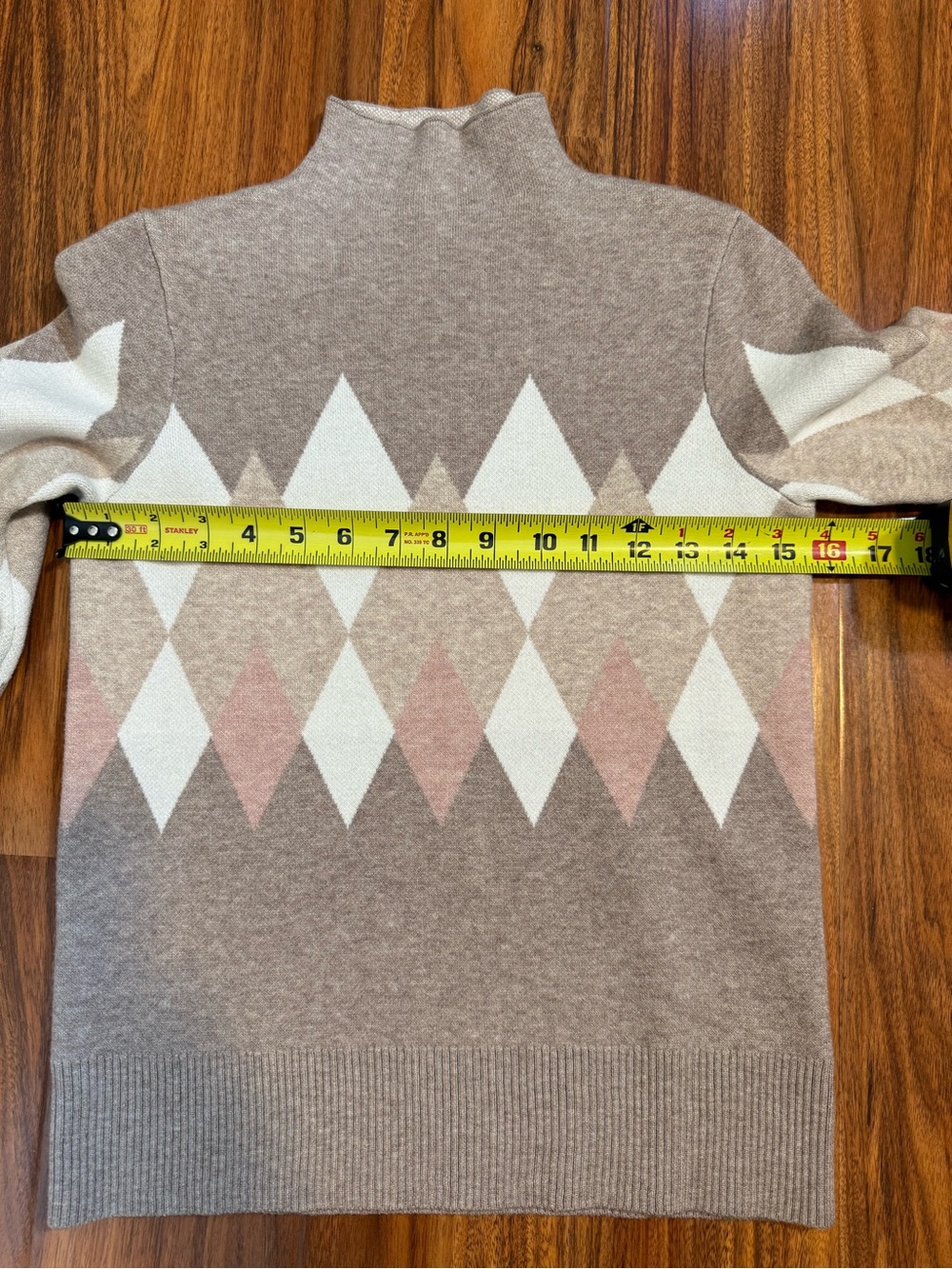 Rachel Zoe Tan & Pink Argyle Mock Neck Balloon Sleeve Sweater - Size S ( NWOT ) - Picture 6 of 11